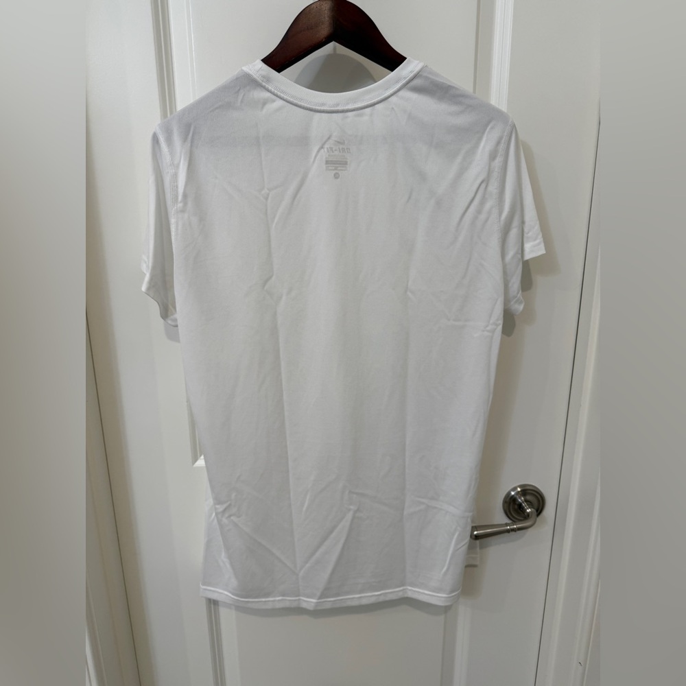 Nike Dri-FIT White Performance Shirt - Picture 3 of 9